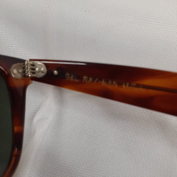 Ray-Ban Wayfarer II Sunglasses with Tortoise Shell Frame - Picture 5 of 6